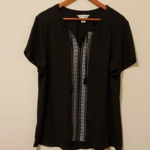 Christopher and Banks Black top